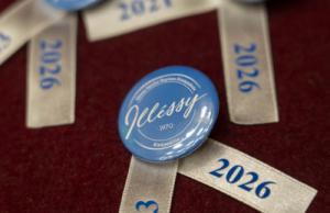 Ünnepélyes szalagavató